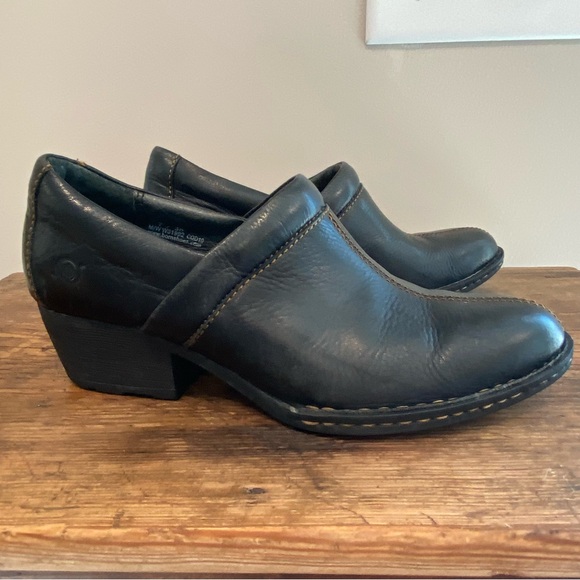 Born Womens Kinney slip-on mule/bootie, Black leather, Size 7 - Picture 1 of 7